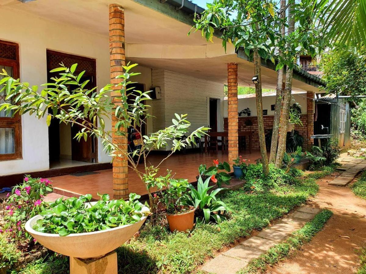 Sunbeam Homestay Элла Экстерьер фото